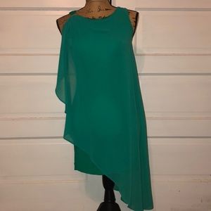 Like new Bebe green dress flowy